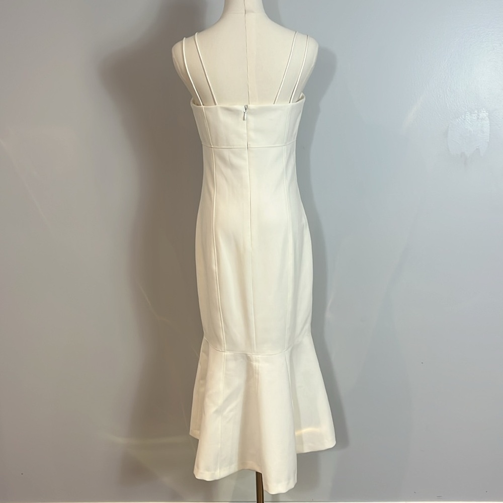 Cinq à Sept Salina Jolie Flounce Hem Sheath Dress - Picture 5 of 17